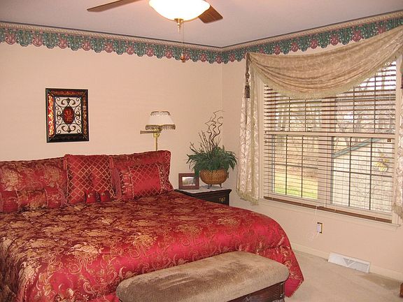 master bedroom - main