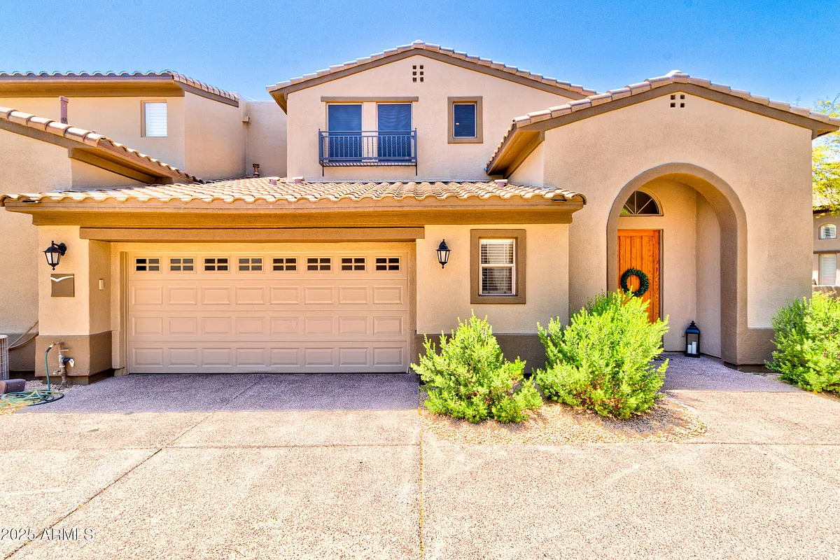Building Photo - 20802 Grayhawk Dr #1045