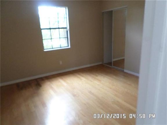 3rd image of 665 SW Grove Ave