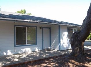 1675 22nd St APT 2, Florence, OR 97439