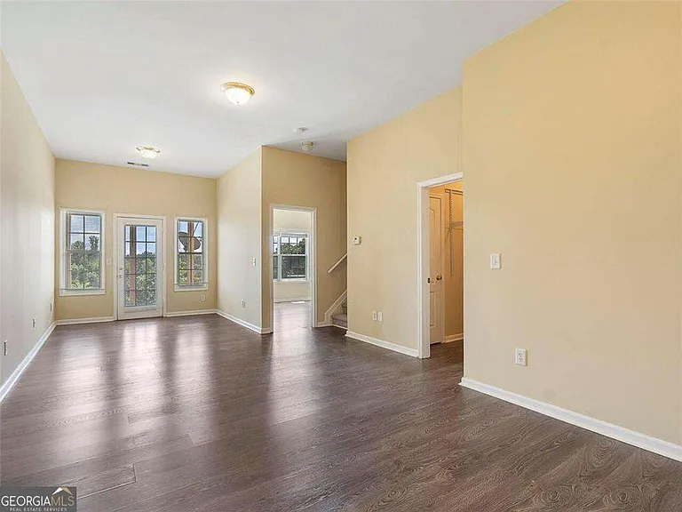 1929 Hoods Fort Cir NW #28 — Photo 20