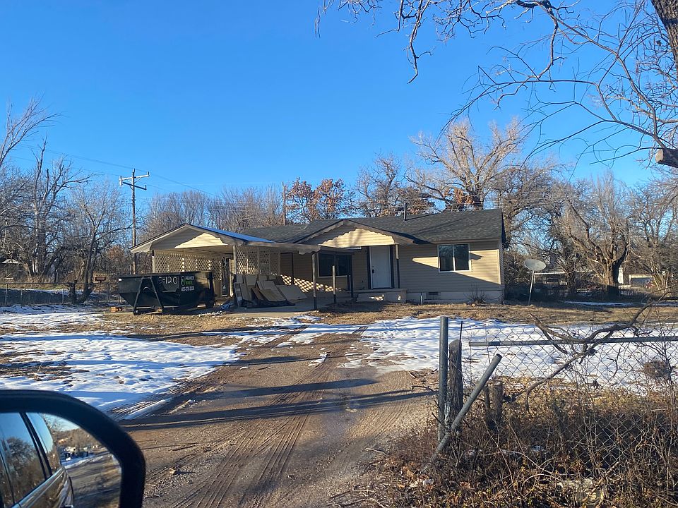 1st image of 12621 NE 38th St
