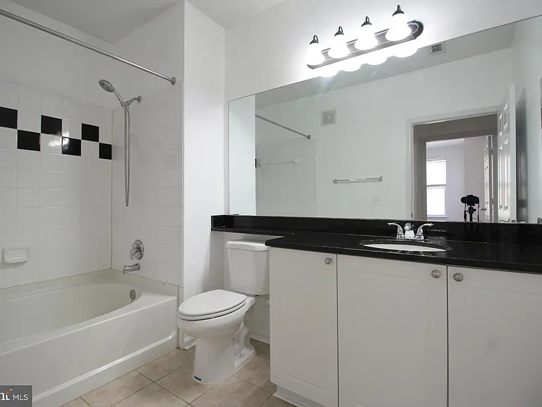 2791 Centerboro Dr #274 — Photo 8