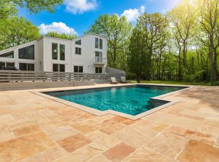44 Diane Dr, East Hampton, NY 11937
