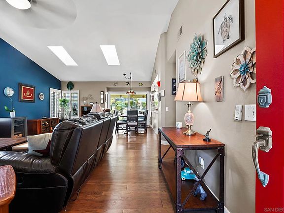 4th image of 5241 Sandalwood Pl