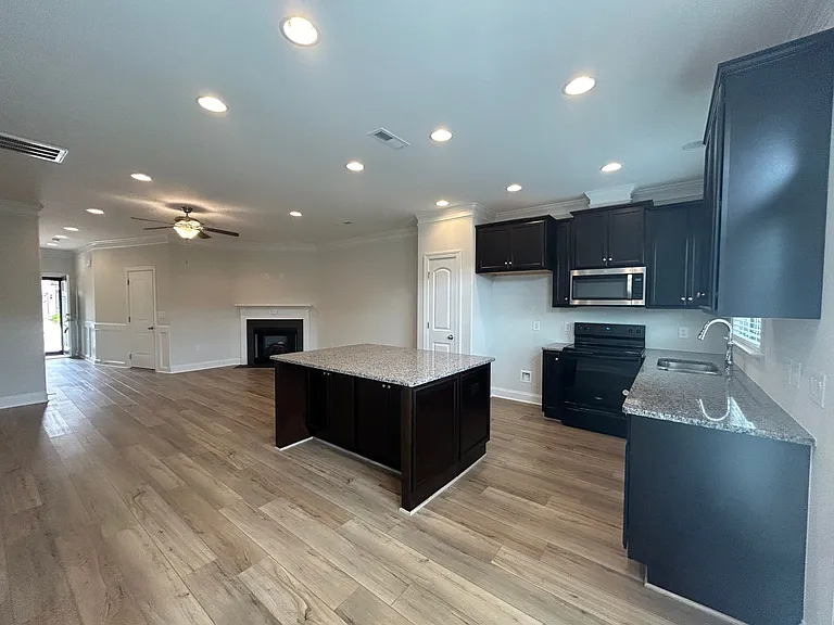 3837 Thistleberry Rd — Photo 5