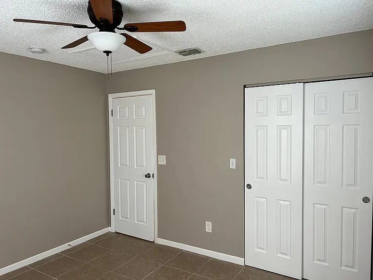 1836A Poinsettia Ave — Photo 9