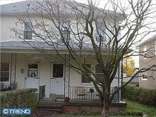 54 School St photo 1
