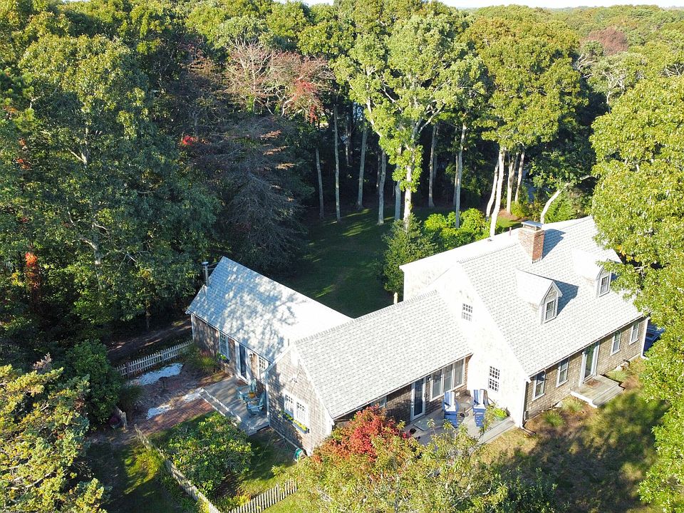 126 Marston Avenue, Hyannis, MA 02601 Zillow