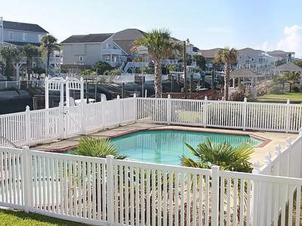 46 Raeford St, Ocean Isle Beach, NC 28469