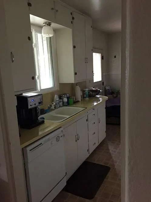 3 bed, 1447 sqft, $1,200 — Photo 2