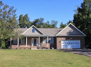225 Andretta Ln, Paducah, KY 42003