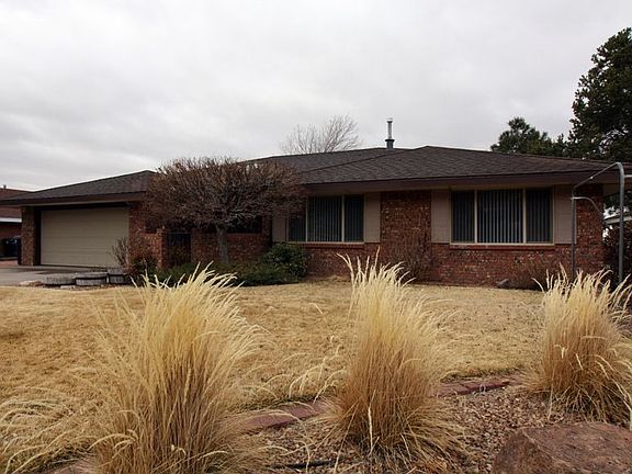 2nd image of 2805 Palo Alto Dr NE