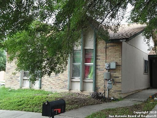 1st image of 1331 Klondike St