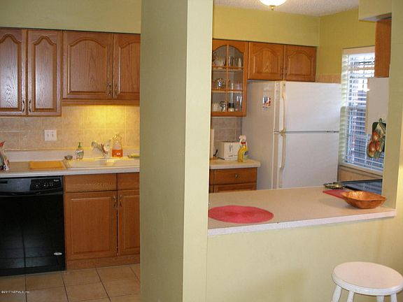 3rd image of 4815 Evenlode Ln #A-1