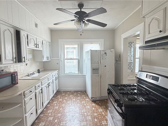 5th image of 4143 E 142nd St
