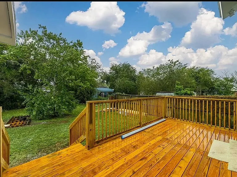 1105 Esperanza St #A — Photo 23
