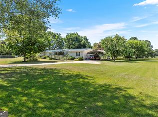 402 Fieldcrest Dr, Byron, GA 31008