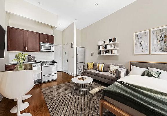 5th image of 443 E 78th St #5E