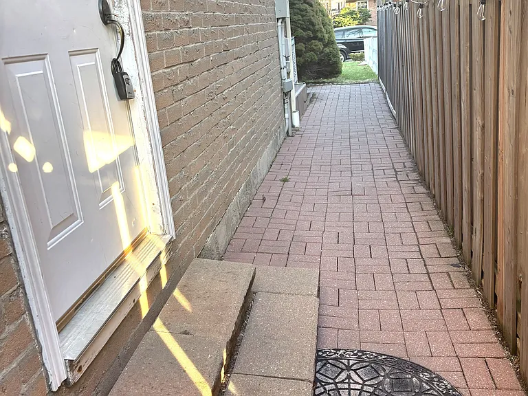 115 Clansman Trl #BASEMENT — Photo 26