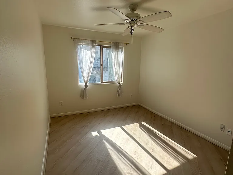 1740 S El Camino Real S #J205 — Photo 7