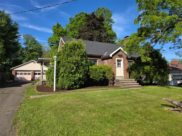 3104 Caughey Rd, Erie, PA 16506