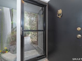 261 Heritage Village #E, Southbury, CT