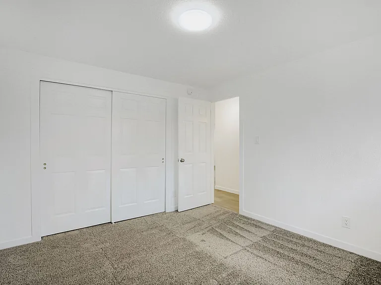 375 Depew St — Photo 19