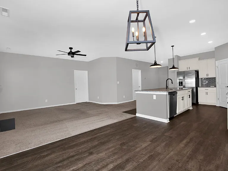 2346 Spinning Wheel Rd — Photo 15