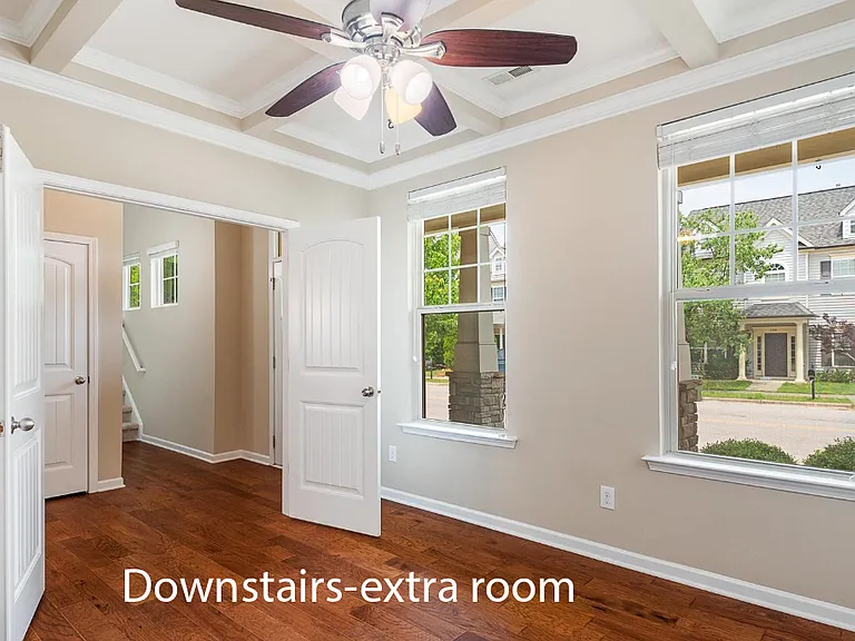738 Keystone Park Dr — Photo 12