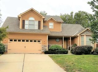 1608 NE Thames Dr, Lees Summit, MO 64086