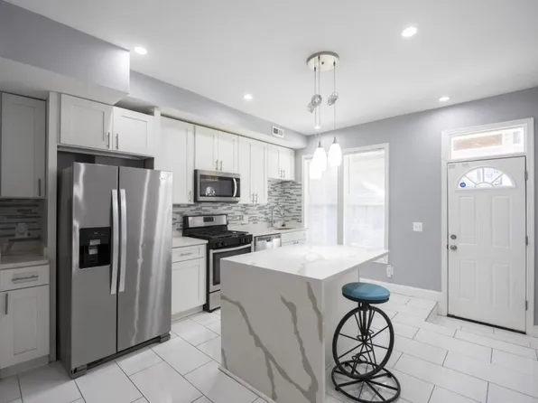 10 N Ellwood Ave, Baltimore, MD 21224