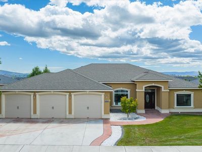 3041 Bluffs Dr, Richland, WA, 99352
