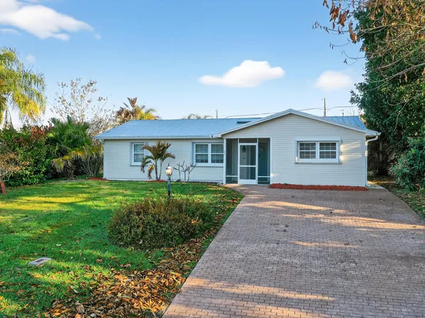 2315 NE 19th Court, Jensen Beach, FL 34957