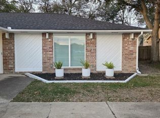 16406 Maplemont Dr, Houston, TX 77095