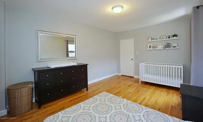 Sold by REMAX Elite | media 18