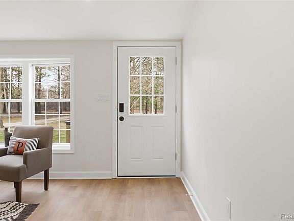 4th image of 5350 List Rd