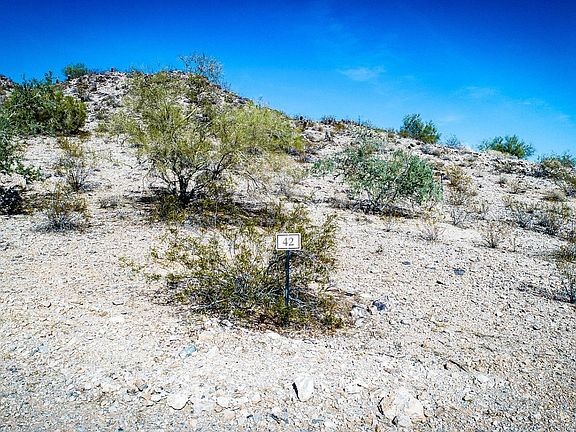 3rd image of 3305 N Highlands Dr Lot 42