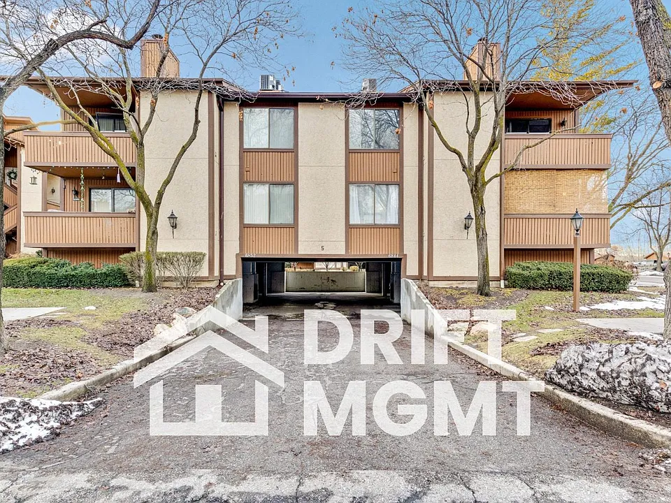6844 S Countrywoods Cir
