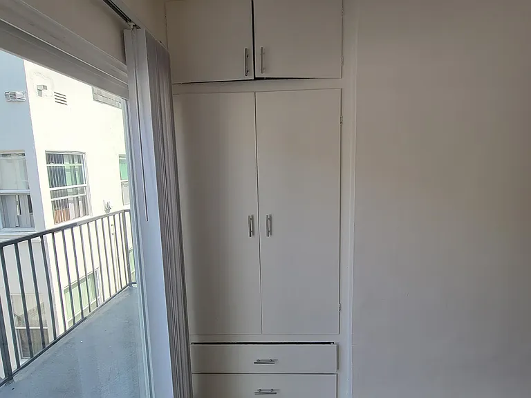 473 S Roxbury Dr #3/4 — Photo 6