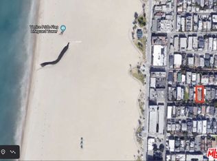 33 E Wavecrest Ave, Venice, CA 90291
