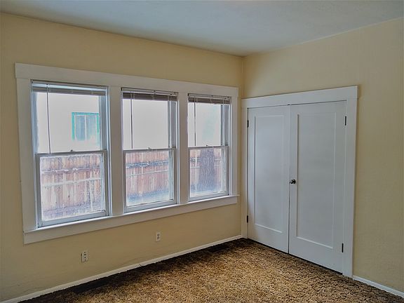 4th image of 1312 Blaine St