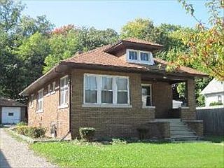 1st image of 319 Illinois St