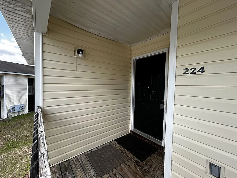 101 Hall St #224 — Photo 2
