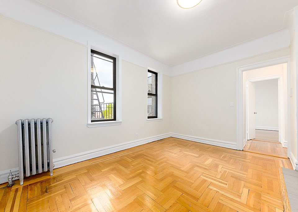 1st image of 32-52 33rd St #D3