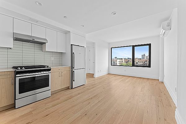 1st image of 77 Clarkson Ave APT 7G