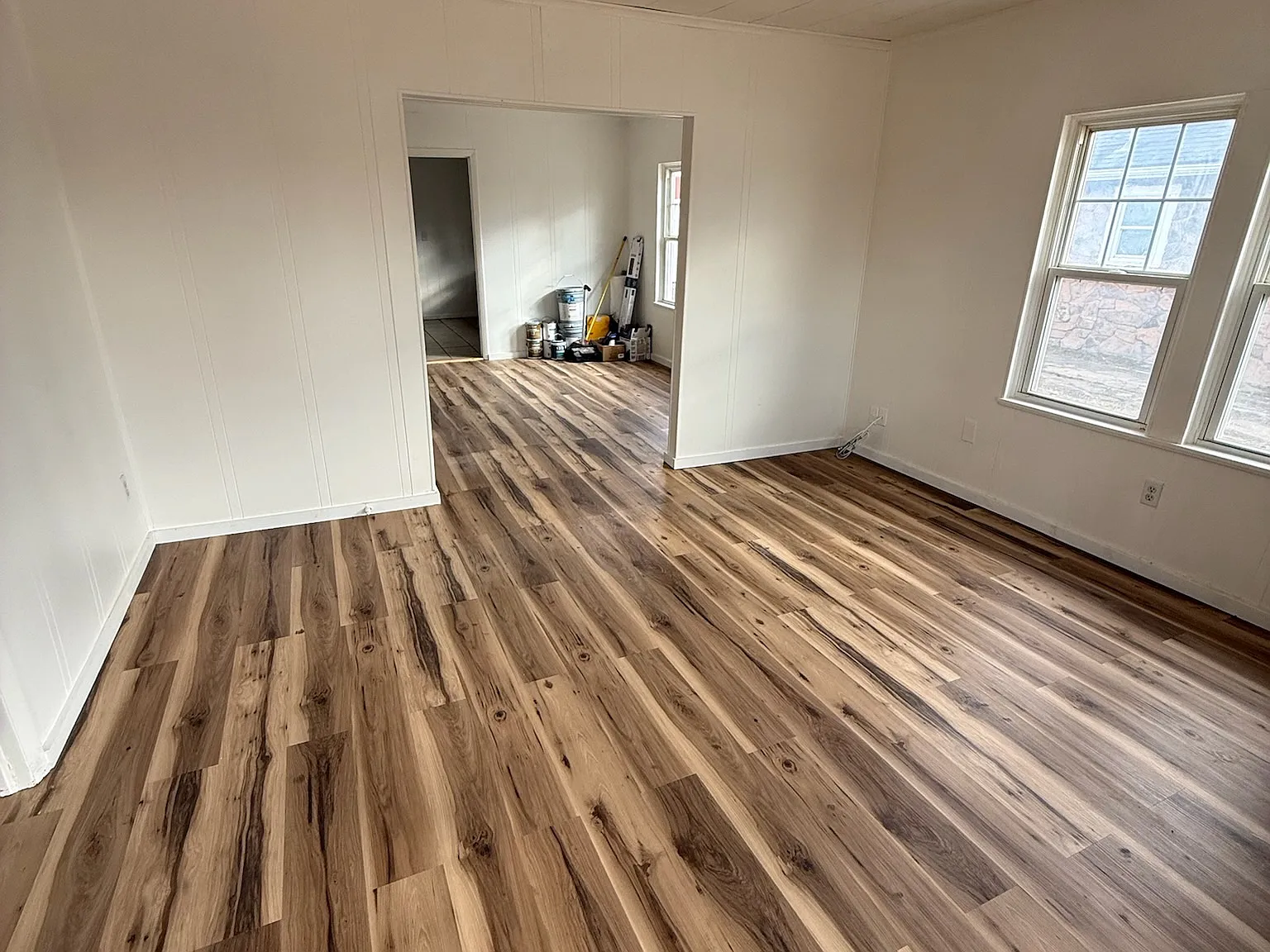1521 N Park Ave — Photo 2