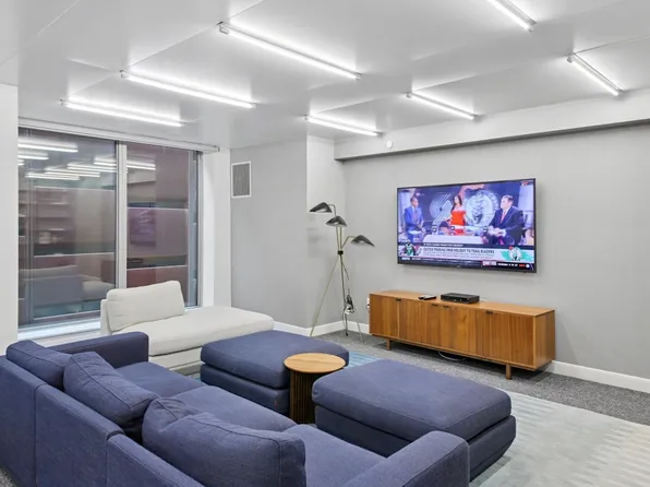 461 Dean Street image 10 of 22