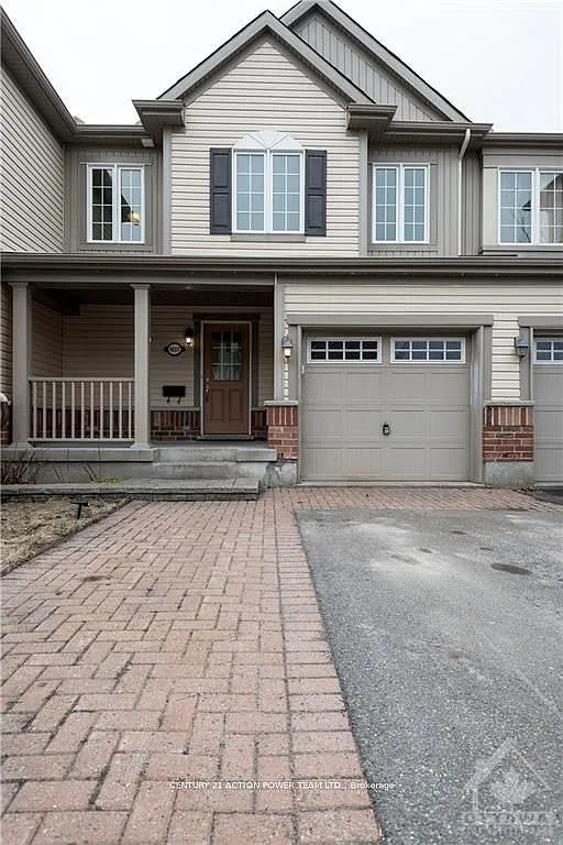 3 bed, $2,500 — Photo 1