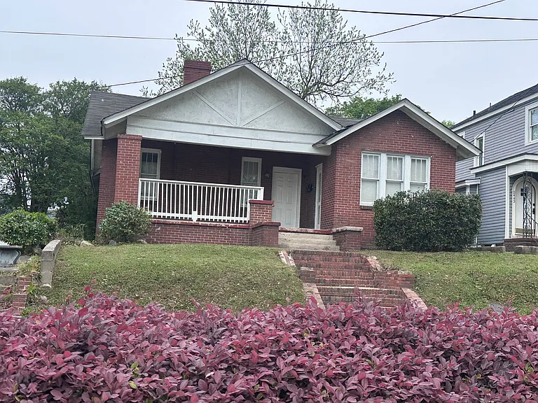 2441 Gervais St — Photo 7
